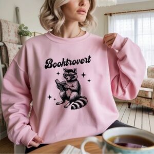 Booktrovert Sweatshirt